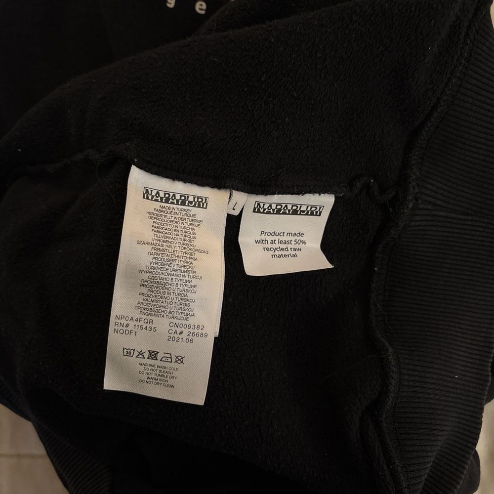 Napapijri Classic Black Apparel